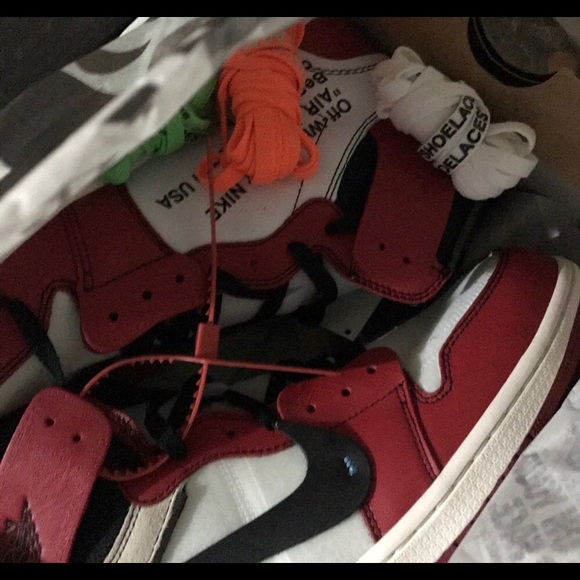 Jordan 1 off white - Picture 3 of 3